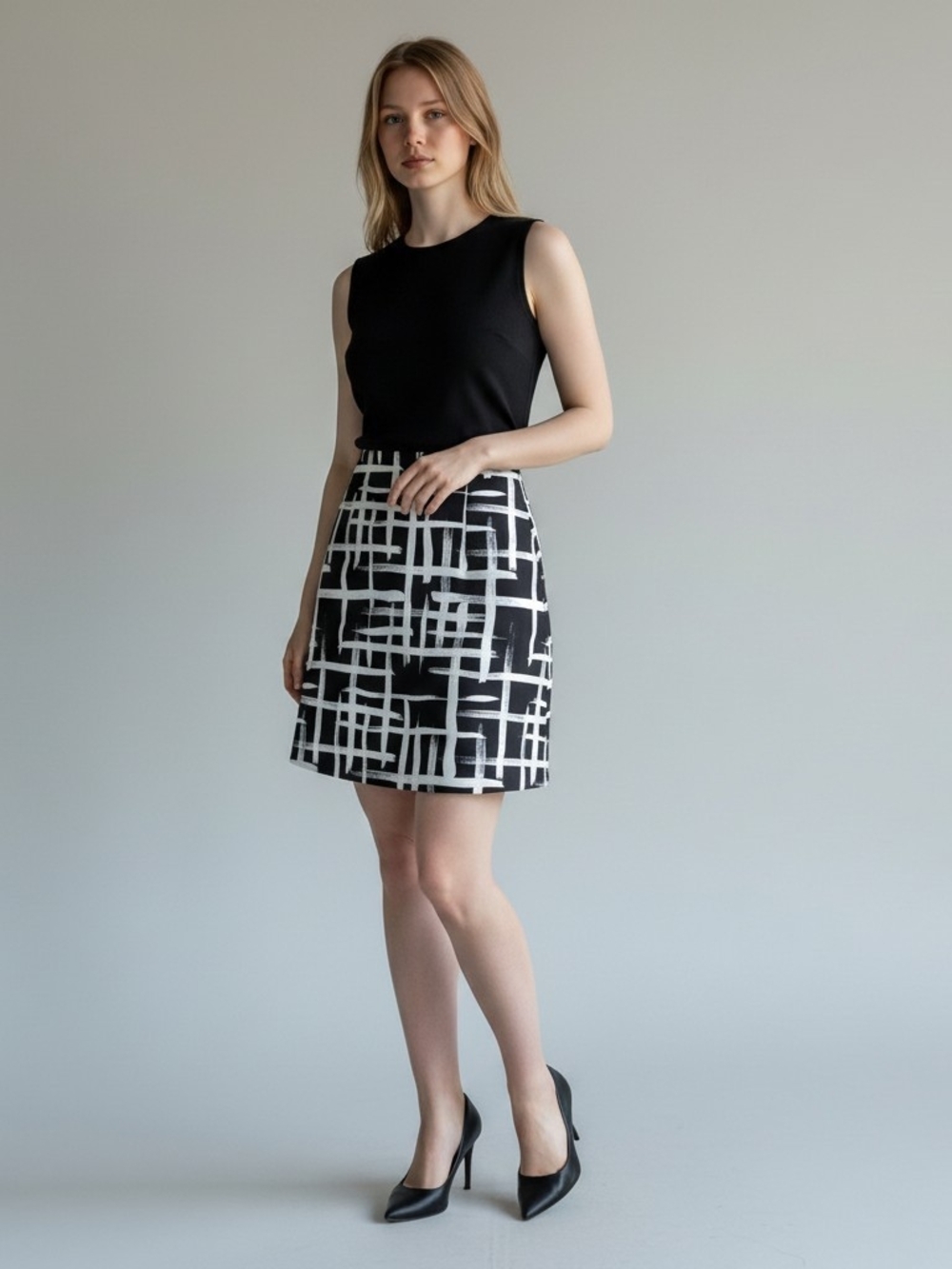 S.C. & CO. Black White Grid Print Tummy Control Mini Skirt NWT